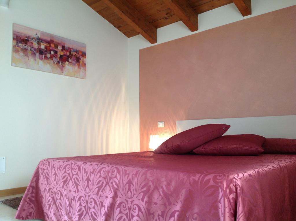 Agriturismo Ca' La Pergola ルガニャーノ 部屋 写真